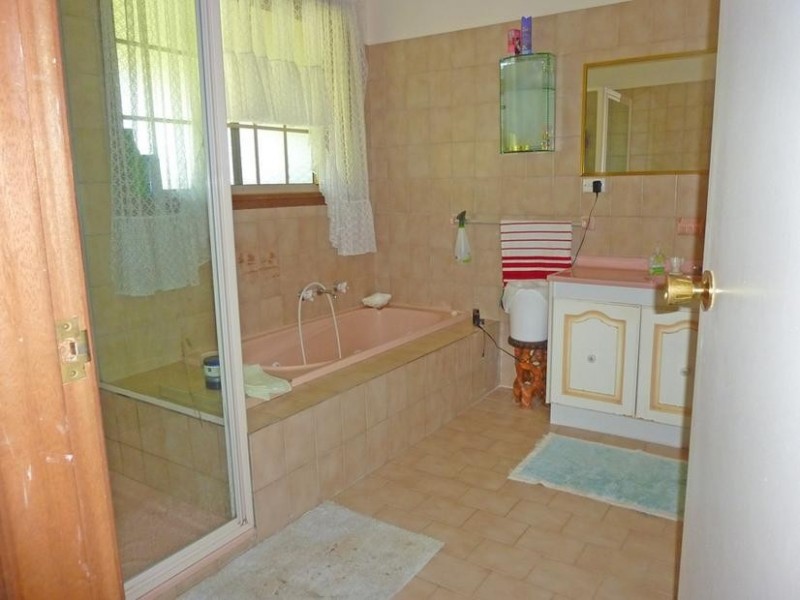 4 Haven Place, Batehaven NSW 2536