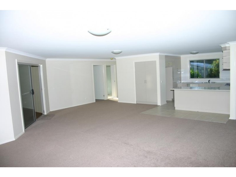 2/10C Imlay Street, Broulee NSW 2537