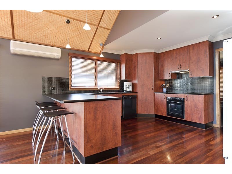 19 Michener Court, Long Beach NSW 2536