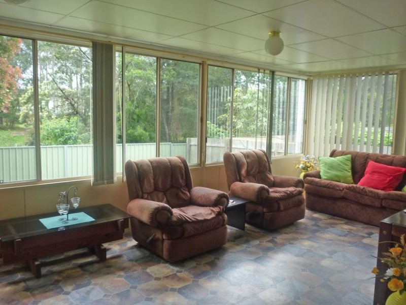 35 Surf Beach Avenue, Surf Beach NSW 2536