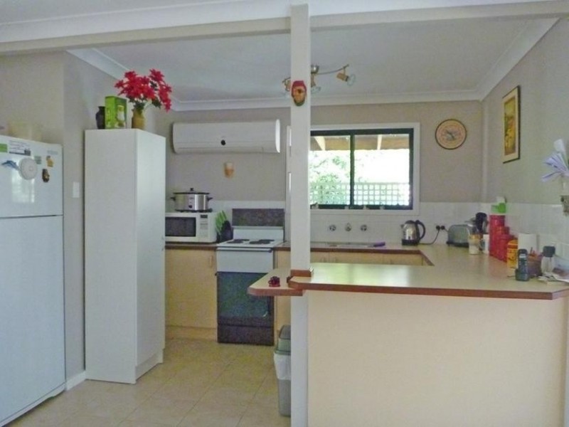 35 Surf Beach Avenue, Surf Beach NSW 2536