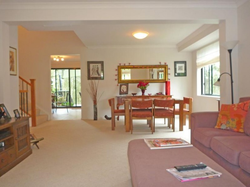 1 Waterfront Close, Mossy Point NSW 2537