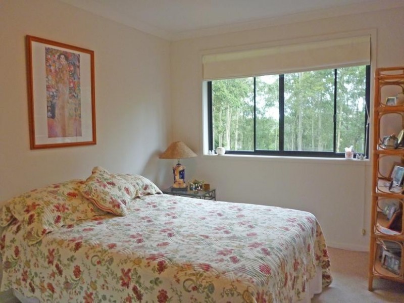 1 Waterfront Close, Mossy Point NSW 2537