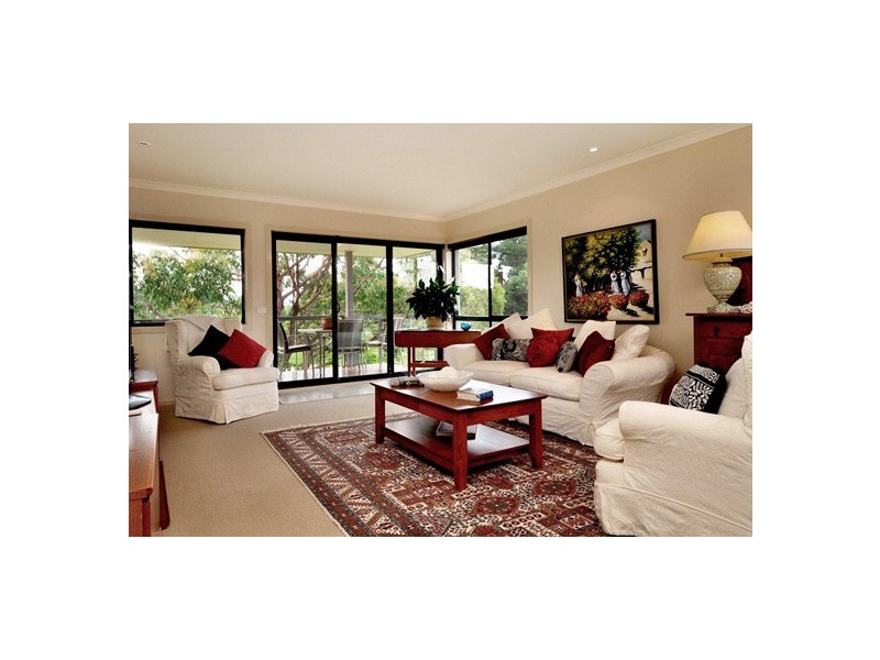 15 Fairway View, Catalina NSW 2536