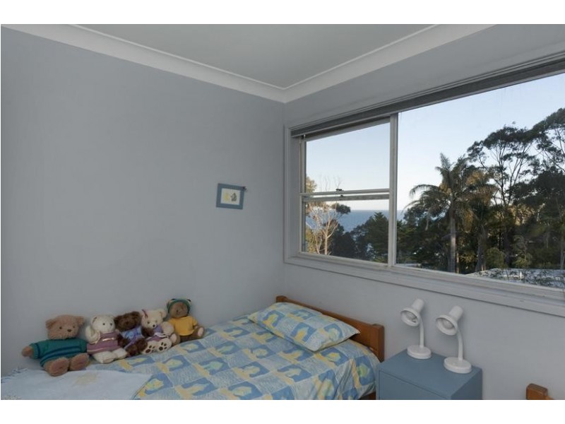 19 Burrawang Crescent, Sunshine Bay NSW 2536