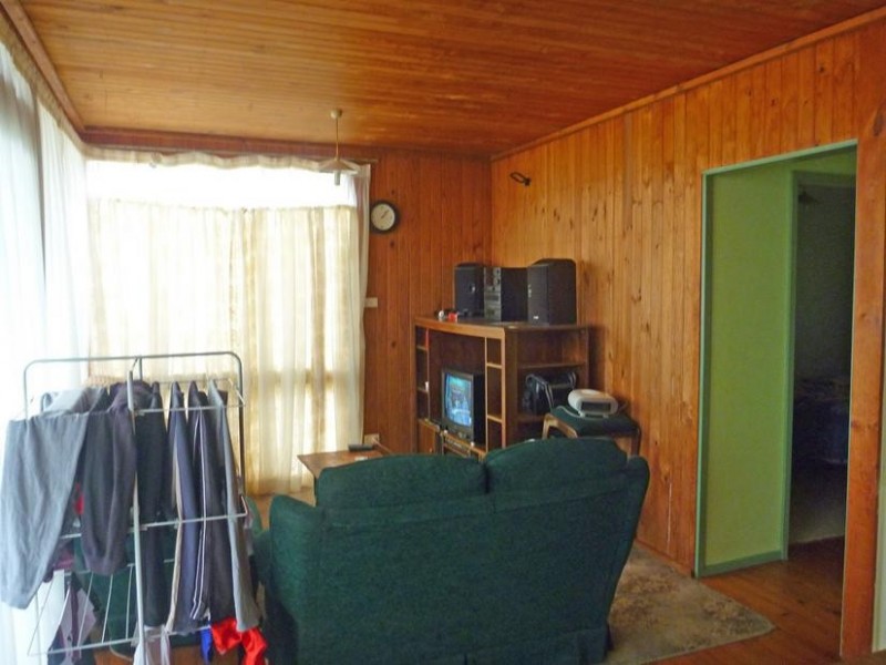 62 Surf Beach Avenue, Surf Beach NSW 2536