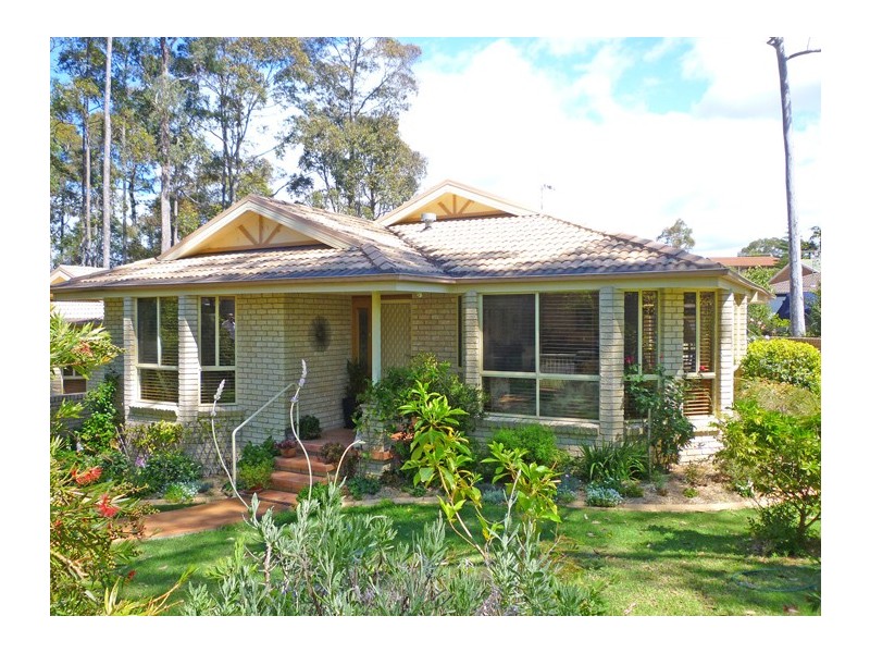 1/2 Edgewood Court, Denhams Beach NSW 2536