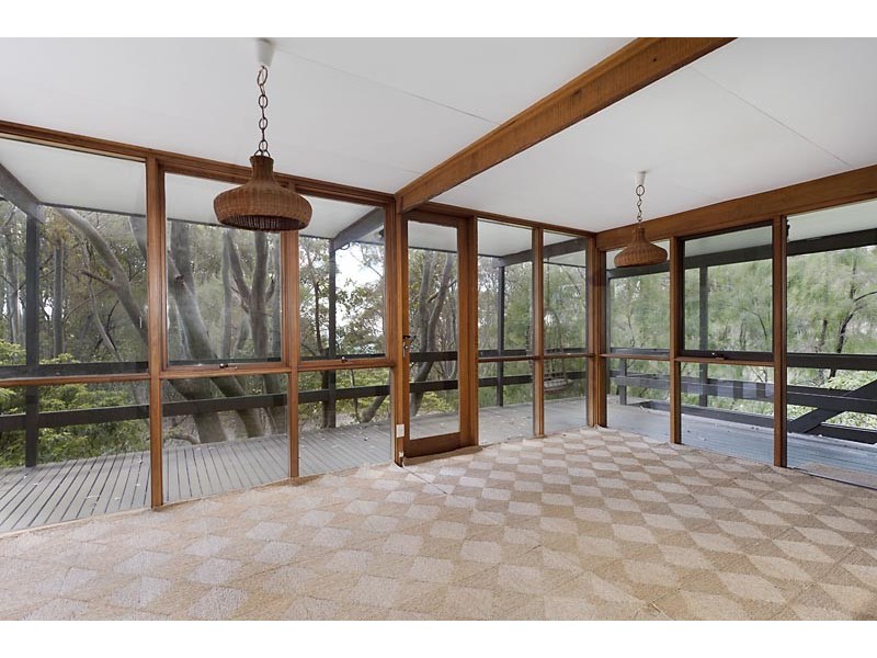 2 Cooks Crescent, Rosedale NSW 2536