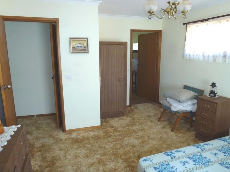 71 Edward Road, Batehaven NSW 2536