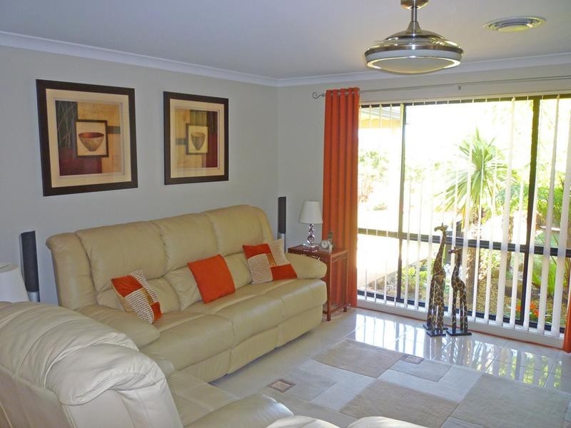 4 John Forrest Place, Sunshine Bay NSW 2536