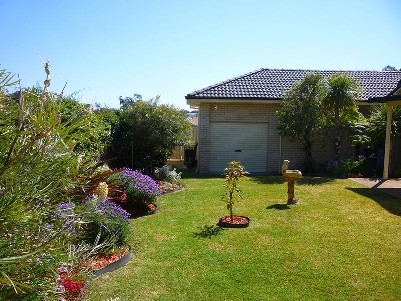 4 John Forrest Place, Sunshine Bay NSW 2536