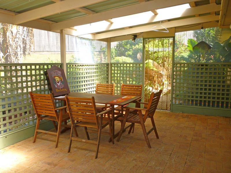 41 Karoola Crescent, Surfside NSW 2536