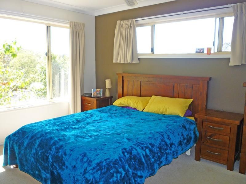 41 Karoola Crescent, Surfside NSW 2536