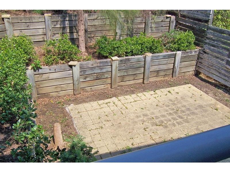 1/13 Edward Road, Batehaven NSW 2536