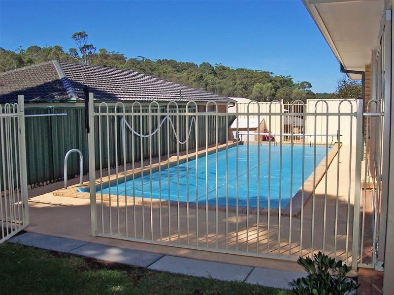 6 Beatrice Place, Long Beach NSW 2536