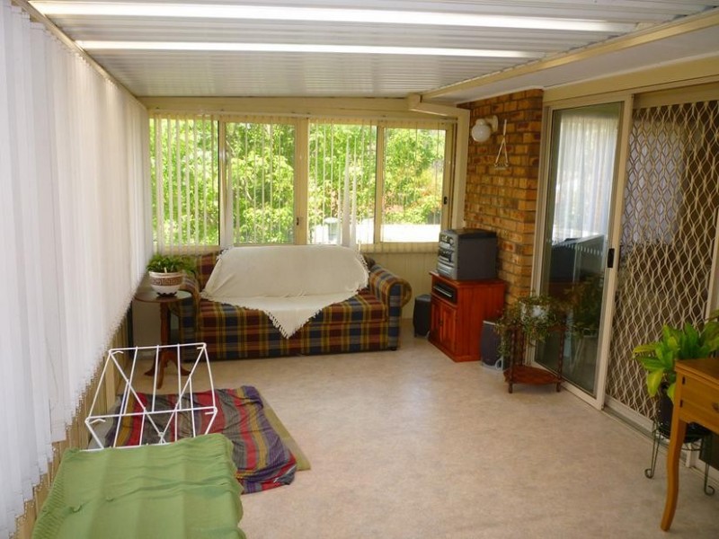 8 Blaxland Court, Sunshine Bay NSW 2536