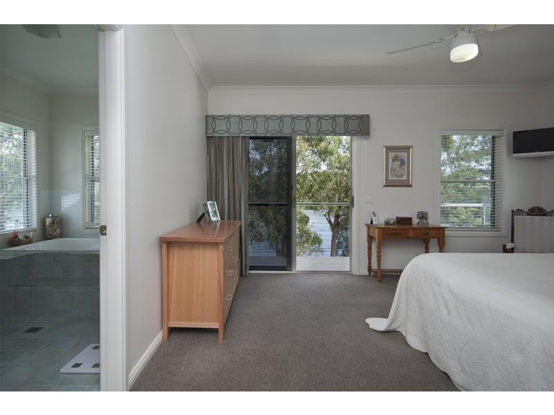 27 Sproxtons Lane, Nelligen NSW 2536