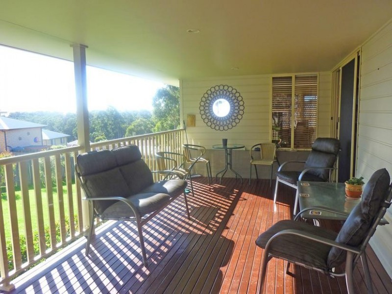 8 Cox Place, Sunshine Bay NSW 2536