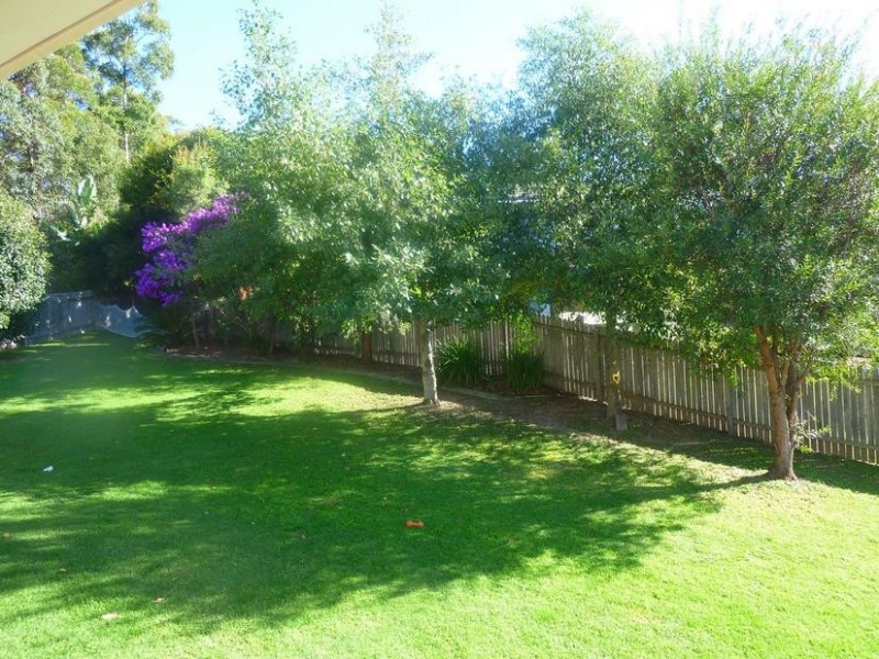 8 Cox Place, Sunshine Bay NSW 2536