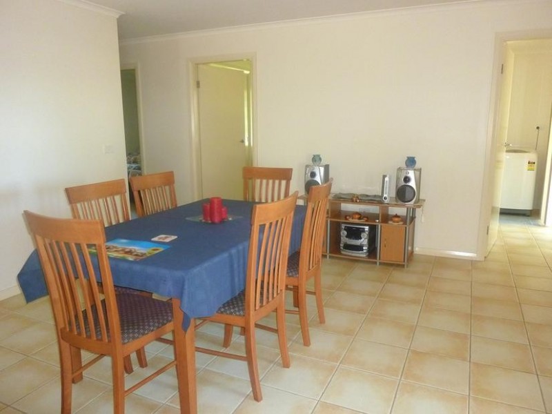 8 Cox Place, Sunshine Bay NSW 2536