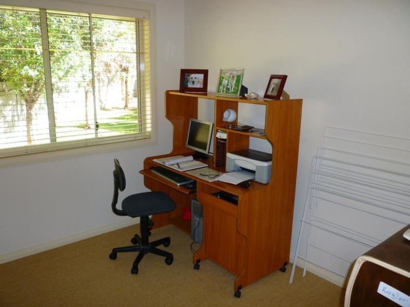 8 Cox Place, Sunshine Bay NSW 2536