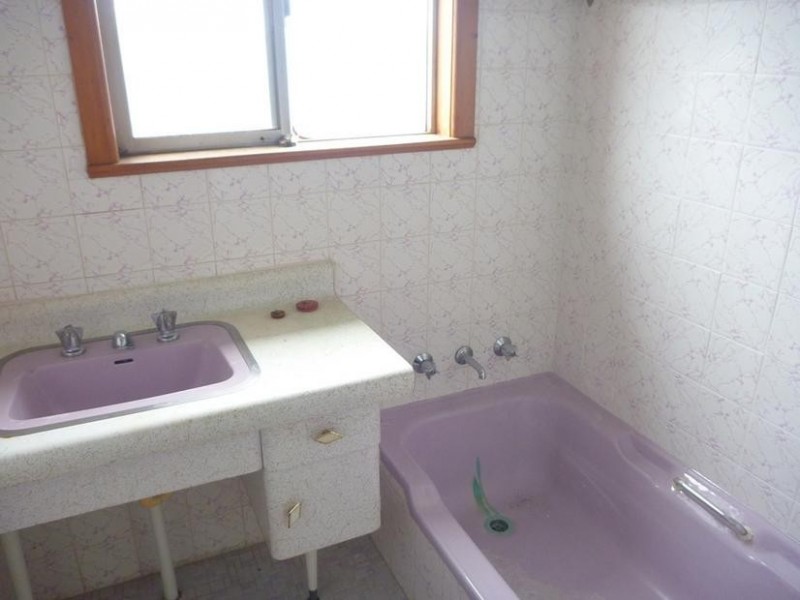 118 Beach Road, Batemans Bay NSW 2536