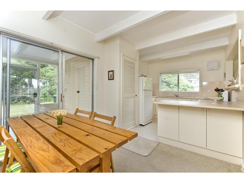 54 Annetts Parade, Mossy Point NSW 2537