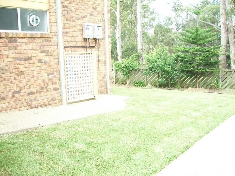 3/4 Lisa Place, Sunshine Bay NSW 2536