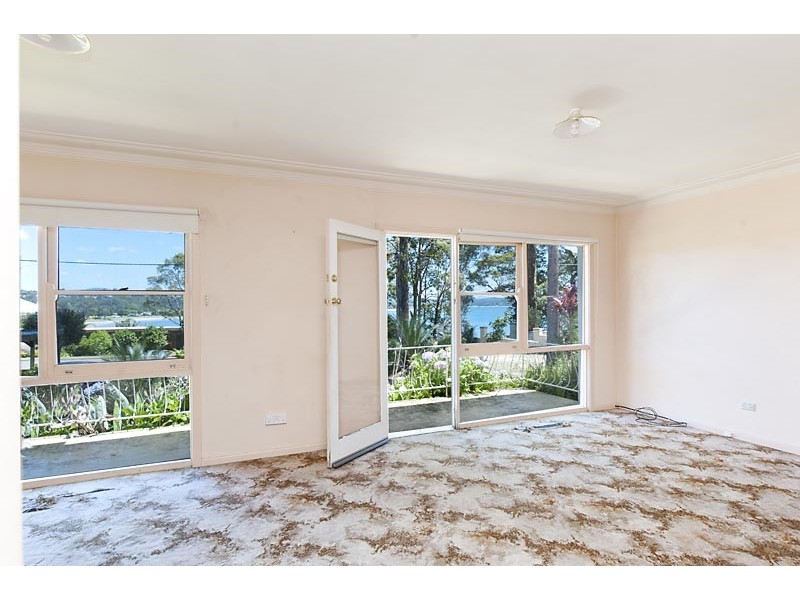 4 Observation Avenue, Batehaven NSW 2536