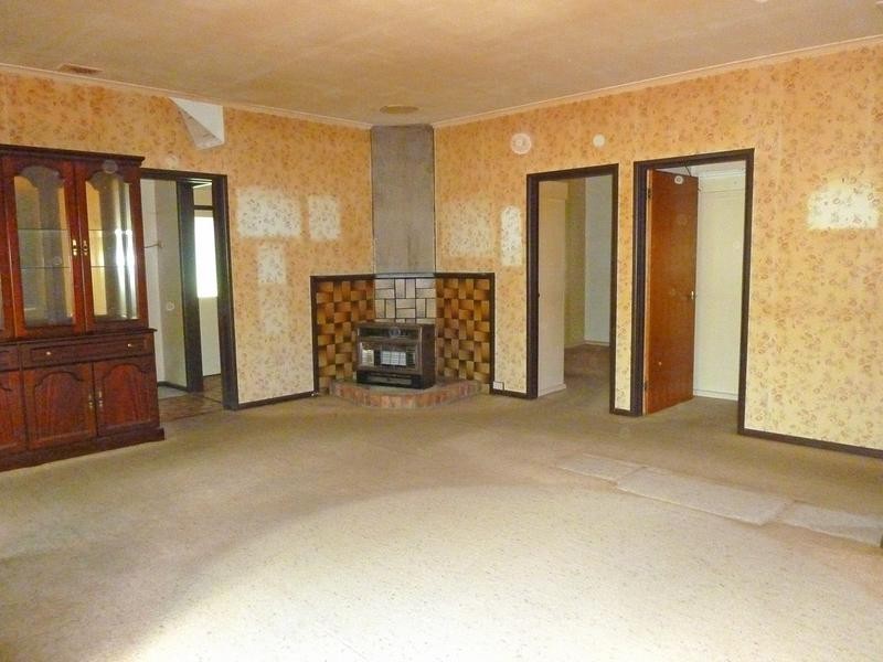 4 Pine Street, Batehaven NSW 2536