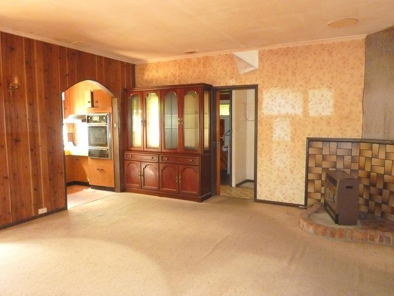 4 Pine Street, Batehaven NSW 2536