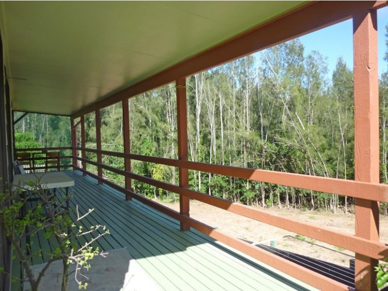 16 Heron Road, Catalina NSW 2536