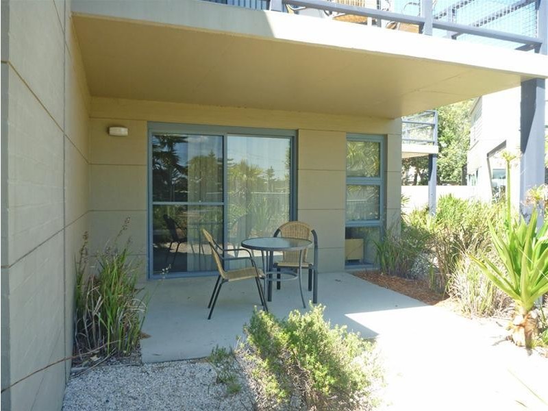 105/202-20 Beach Road, Batehaven NSW 2536