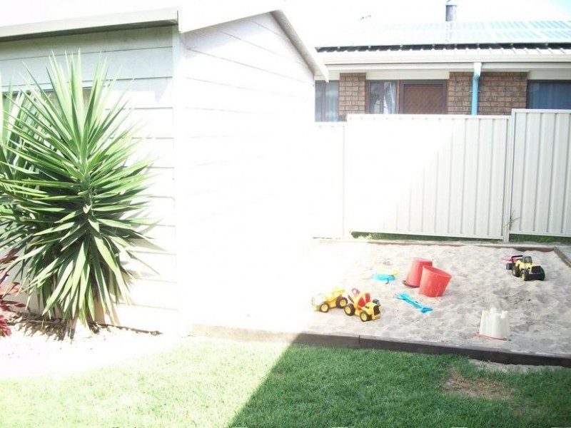 22 Eric Fenning Drive, Surf Beach NSW 2536