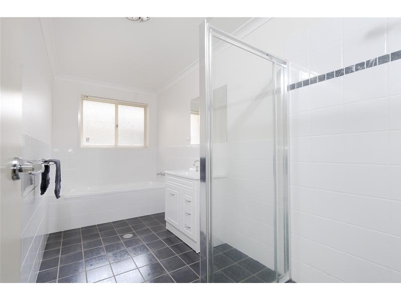 25C Gibson Place, Batehaven NSW 2536