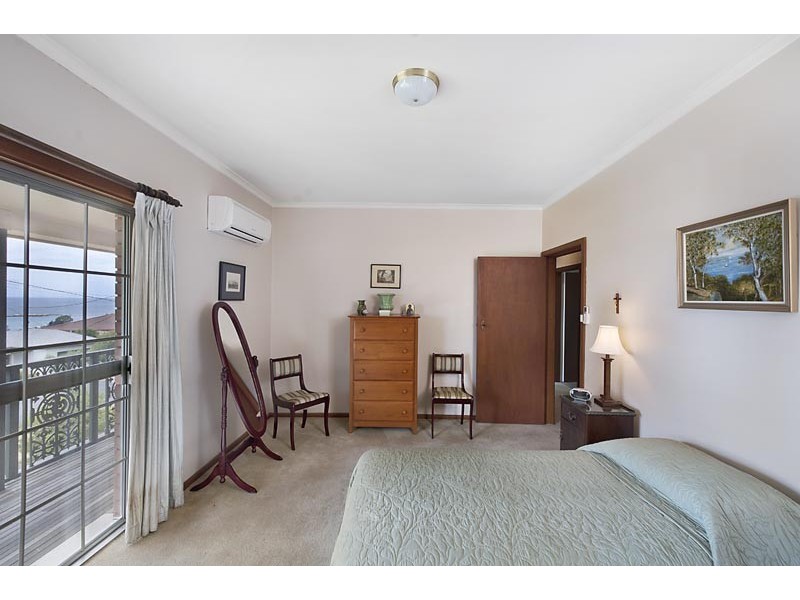 32 Ocean Road, Batehaven NSW 2536