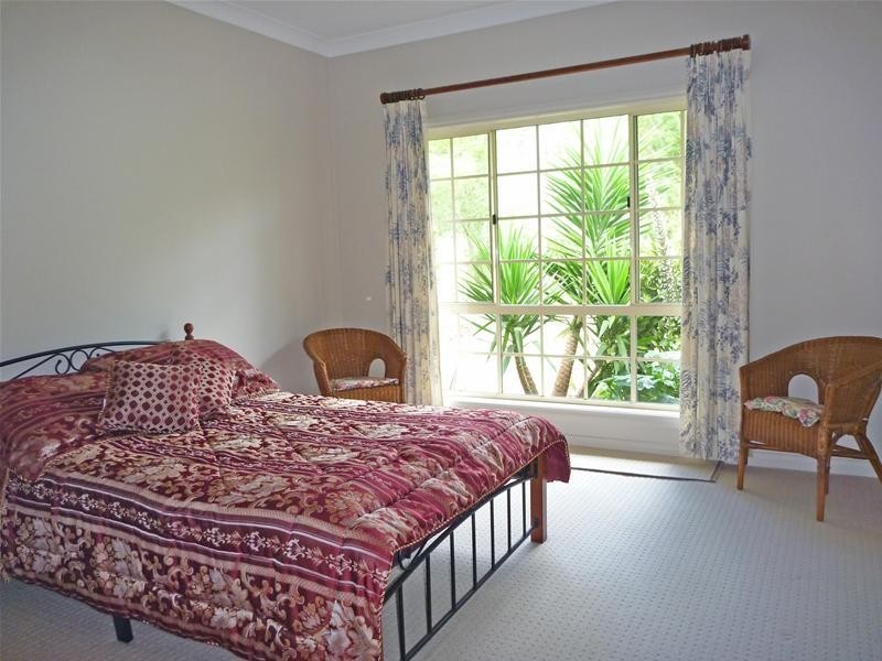 8 Kauzal Crescent, Surf Beach NSW 2536