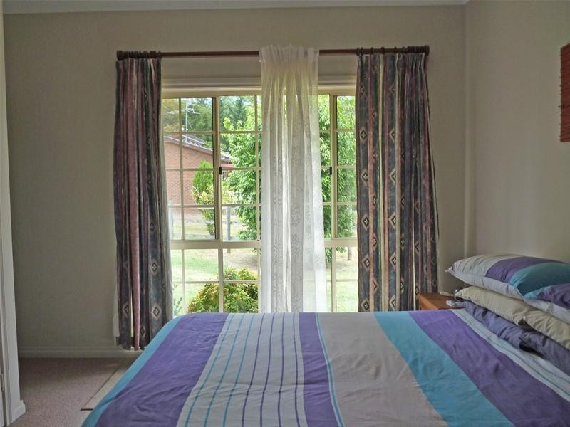 8 Kauzal Crescent, Surf Beach NSW 2536