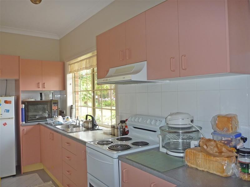 8 Kauzal Crescent, Surf Beach NSW 2536