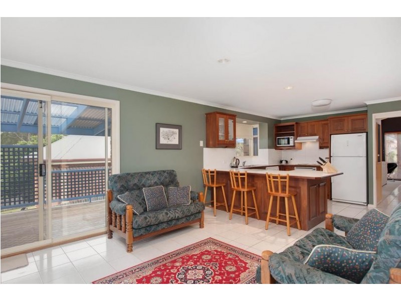 8 Barrani Place, Lilli Pilli NSW 2536