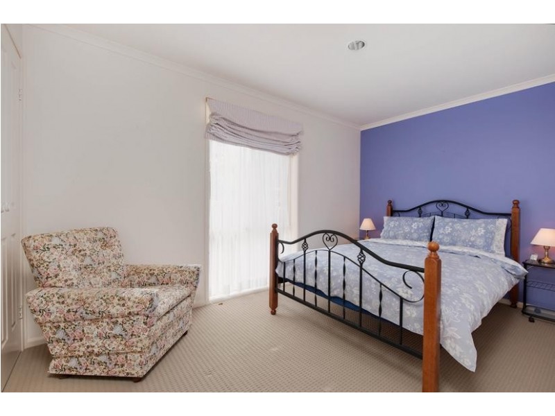 8 Barrani Place, Lilli Pilli NSW 2536