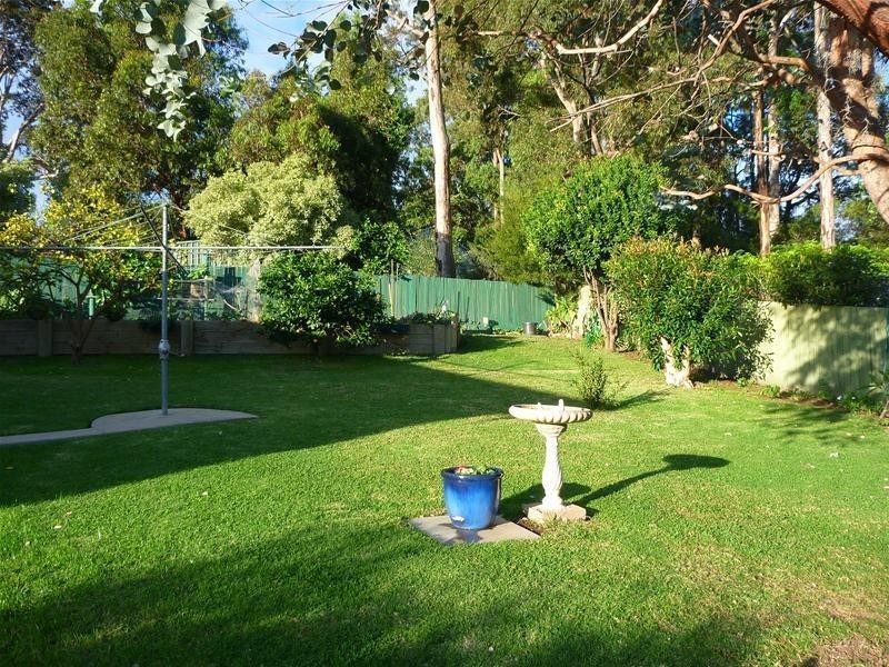 3 Hillview Place, Sunshine Bay NSW 2536