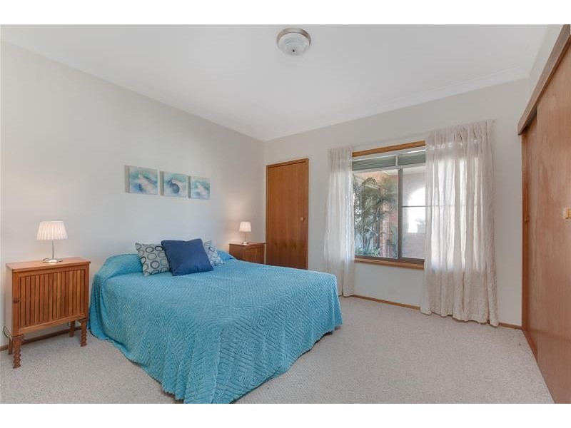 33 Beach Road, Batemans Bay NSW 2536