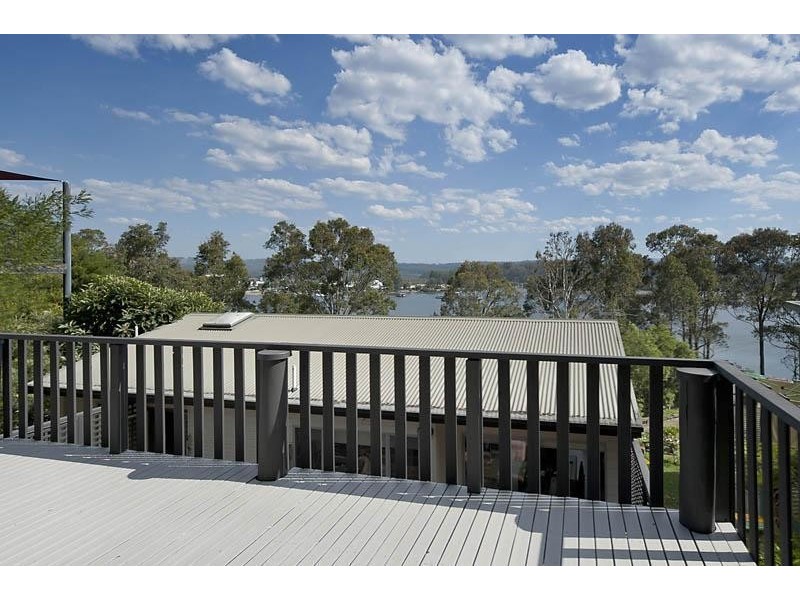 30 Wray Street, Batemans Bay NSW 2536