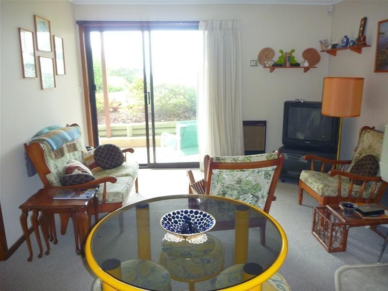 108 Tallawang Avenue, Malua Bay NSW 2536