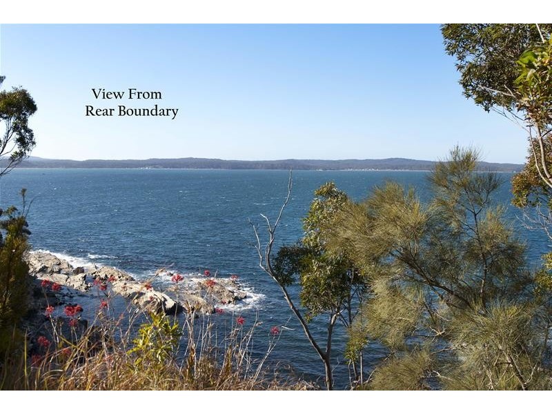 19 Burrawang Crescent, Sunshine Bay NSW 2536