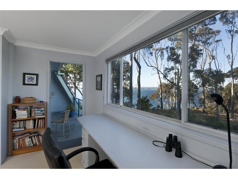 19 Burrawang Crescent, Sunshine Bay NSW 2536