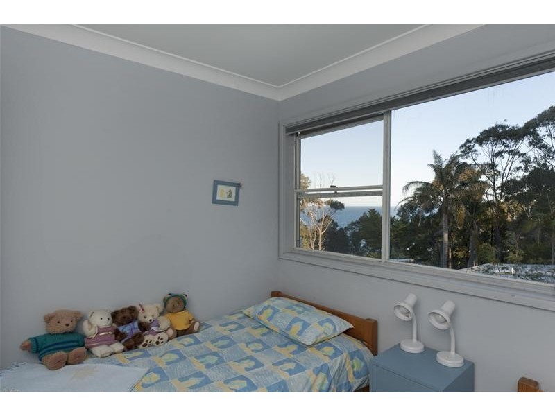 19 Burrawang Crescent, Sunshine Bay NSW 2536