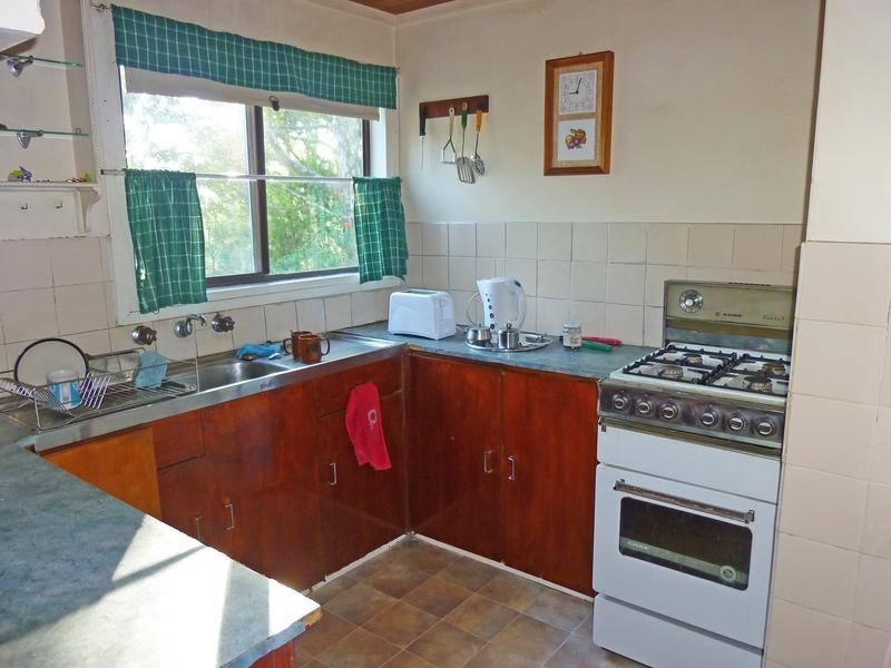 64 Berrima Parade, Surfside NSW 2536