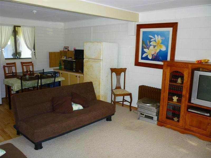 22 Flinders Way, Surf Beach NSW 2536